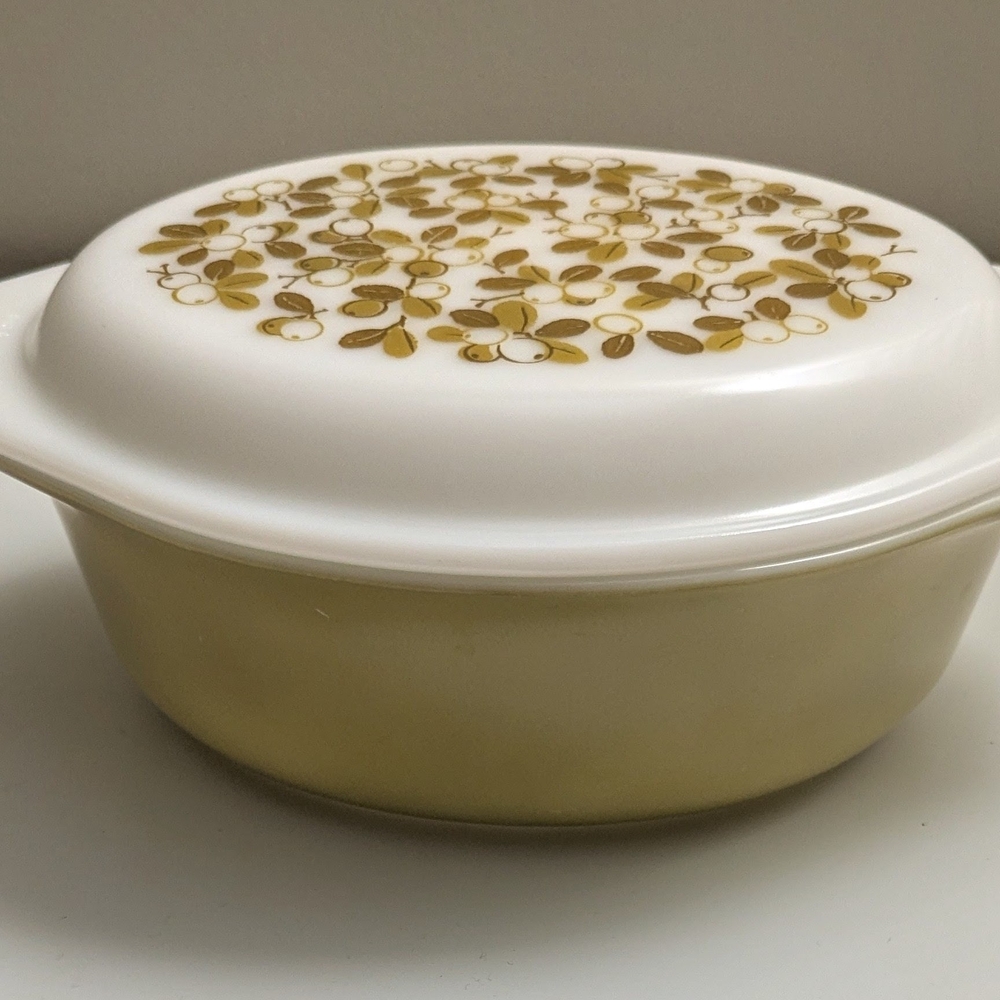 Pyrex White and Green Casserole Dish